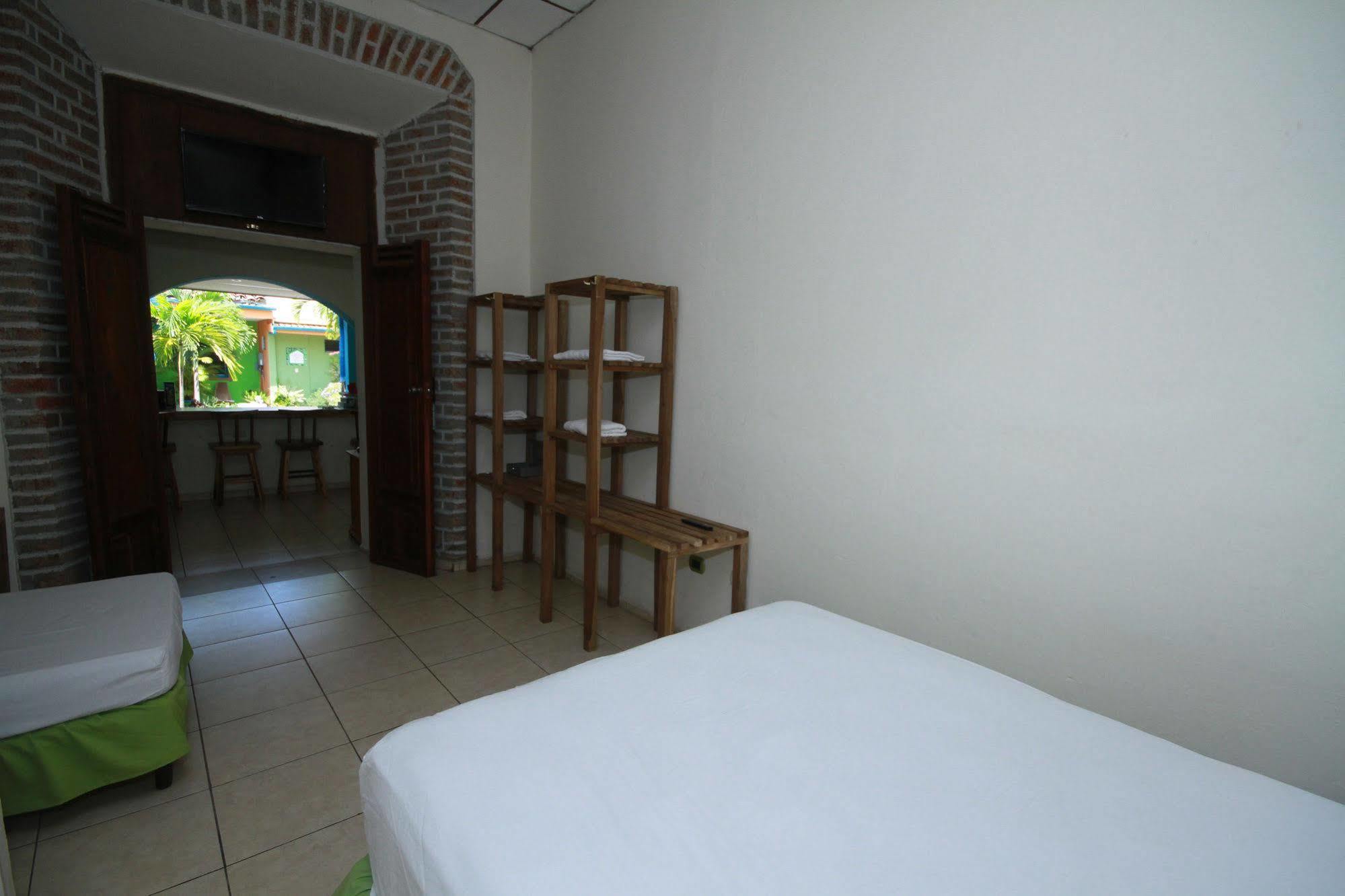 Hostal Casa Verde Santa Ana Luaran gambar